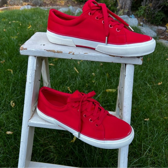 GORGEOUS! Lauren Ralph Lauren Cherry Red Satin Sneakers🍒 - Picture 8 of 11